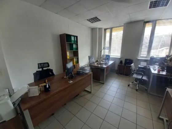Здається Офісні приміщення площа 419 кв.м Дніпро вул. Жуковського 3 Дніпро