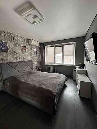 Продаж Квартира 3-кімнатна, 8/12 поверх на Булаховського Академіка вул., д. 38 Київ