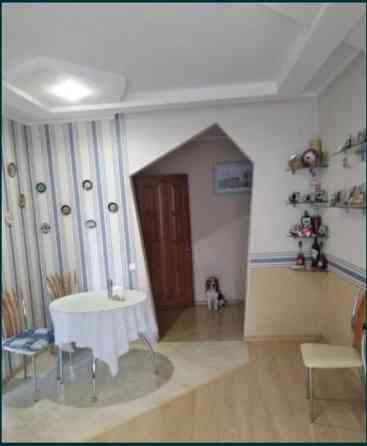 Продаётся чешка 5ти ком. перепланированная в 4х на Днепродороге. Одеса