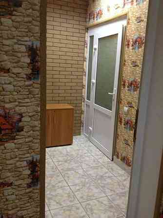 Оренда Квартира 3-кімнатна, 2/2 поверх на Березневый пер., 1 Київ