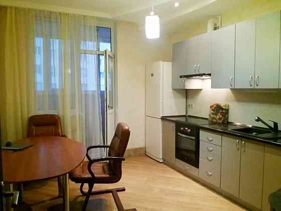 Оренда Квартира 2-кімнатна, 6/21 поверх на Гмыри Бориса ул. Kiev