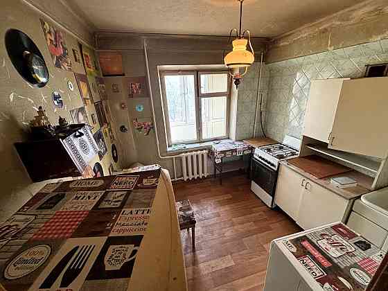 Продаж Квартира 2-кімнатна, 4/9 поверх на Васильківська вул., д. 8 Kiev