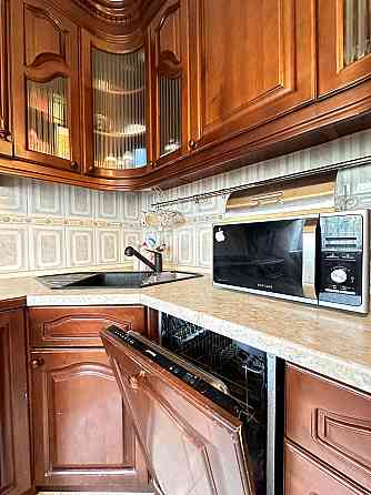 Продаж Квартира 3-кімнатна, 4/5 поверх на Голосіївський вул., д. 106/2 Kiev