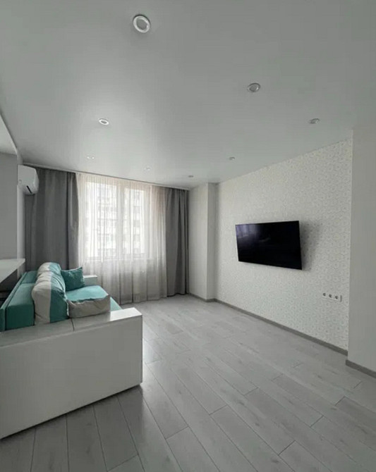 Продаж Квартира 3-кімнатна, 22/25 поверх на Освіти вул., 16 Киев - изображение 2