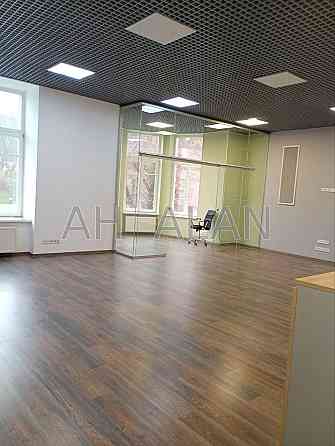 Оренда офісне приміщення на Музейний пров., 4 приміщень - 2, поверх - 3/8 Kiev