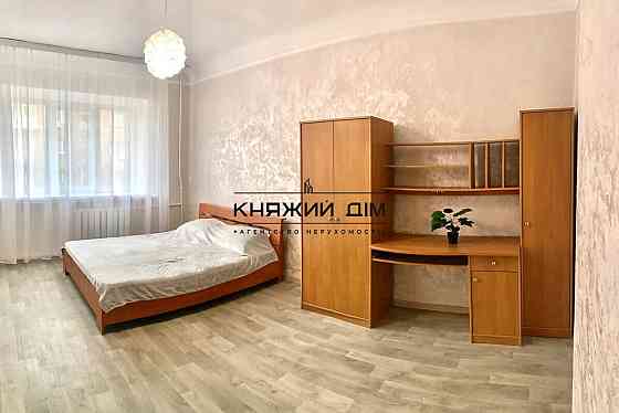 Оренда Квартира 2-кімнатна, 3/4 поверх на Вузовская ул. Київ