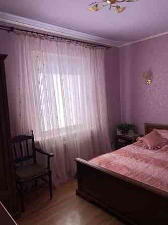 Оренда Квартира 2-кімнатна, 2/26 поверх на ул. Урловская Київ