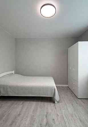 Продаж Квартира 3-кімнатна, 12/16 поверх на Івана Виговського вул., д. 10-Е Kiev