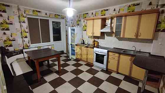 Продається 2-х кімнатна квартира в Деснянському р-ні, Лісний масив Київ