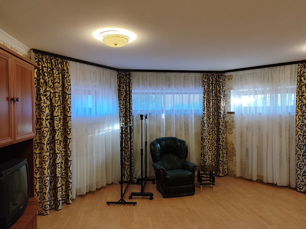 Продаётся великолепный 2х этажный дом в центре  с.Усатово. Усатове - фото 5