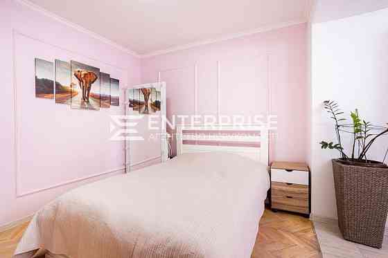 Продаж Квартира 3-кімнатна, 7/12 поверх на вул. Митрополита Андрія Шептицького Київ