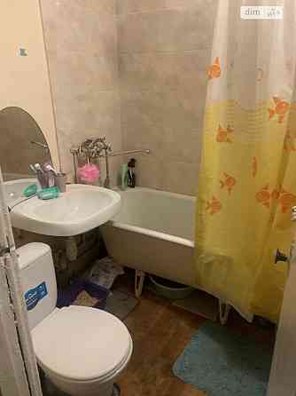 Продаж Квартира 1-кімнатна, 4/5 поверх на Академіка Корольова, 6А Киев