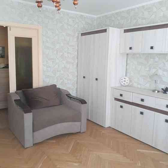 Продаж Квартира 2-кімнатна, 9/9 поверх на Харківське шосе, 51 Київ