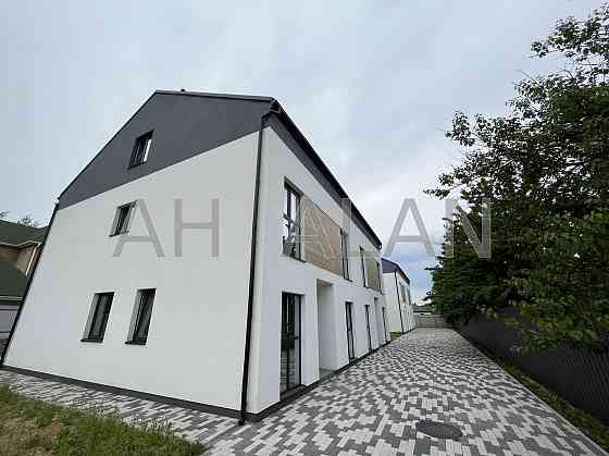 Продаж Будинок 4-кімнатний на Віктора Швеця вул., 60/66 Гатне