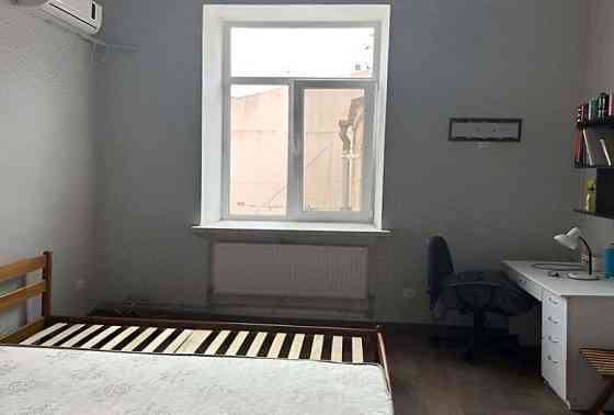 3х комнатная квартира в центре по Новосельского(район Кирхи). Одесса