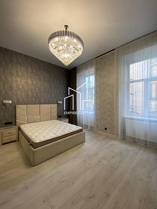 Продаж 2к квартири 75 кв. м Львів - фото 2