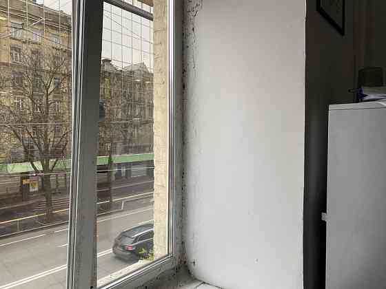 Продаж Квартира 1-кімнатна, 2/6 поверх на Січових Стрільців вул., д. 12 Київ