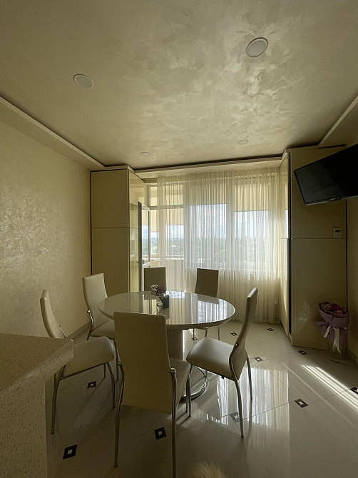 Оренда 4к Квартира 170 кв.м Бережанська вул. Львів - фото 2