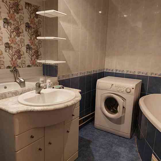 Оренда Квартира 3-кімнатна, 4/12 поверх на Академіка Доброхотова, 15 Kiev