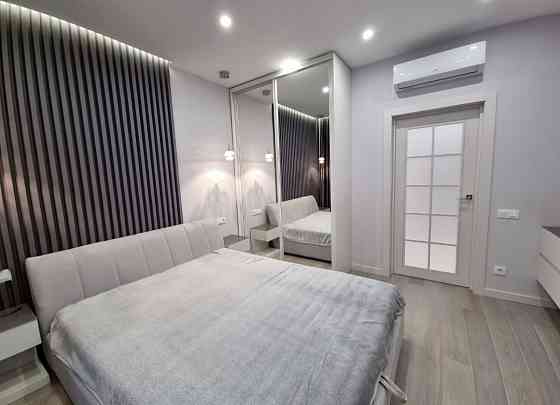 Продаж Квартира 2-кімнатна, 4/9 поверх на Набережно-Рибальська вул., д. 3 Київ