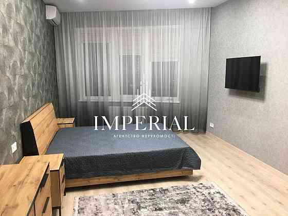 Оренда Квартира 2-кімнатна, 9/30 поверх на вул. Микільсько-Слобідська Kiev