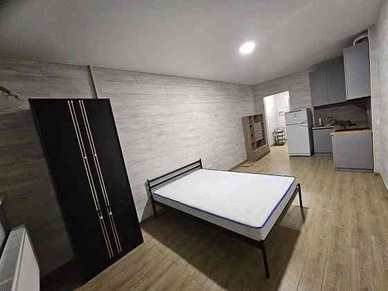 Оренда Квартира 1-кімнатна, 8/16 поверх на вул Магістральна, 33 Київ