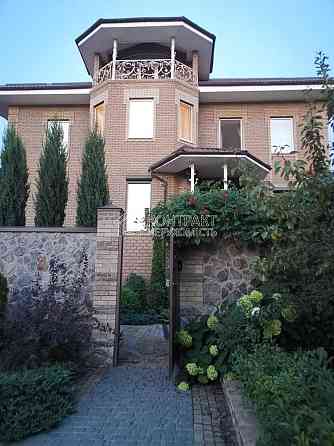 Продаж Будинок 8-кімнатний на вул. Академіка Вєркіна Kharkiv