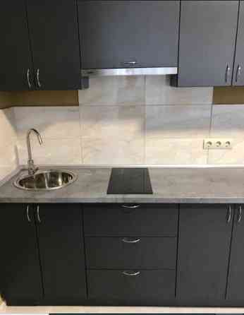 Продам  1 комнатную квартиру , рядом центр. Одесса