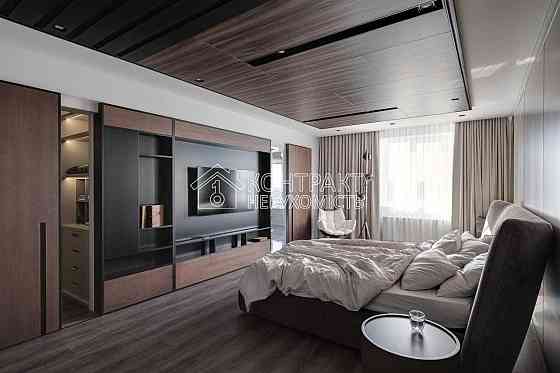 Продаж Квартира 4-кімнатна, 12/17 поверх на вул. Яни Червоної Харьков