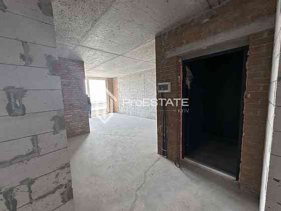 Продаж Квартира 3-кімнатна, 24/26 поверх на вул. Князя Романа Мстиславича Киев