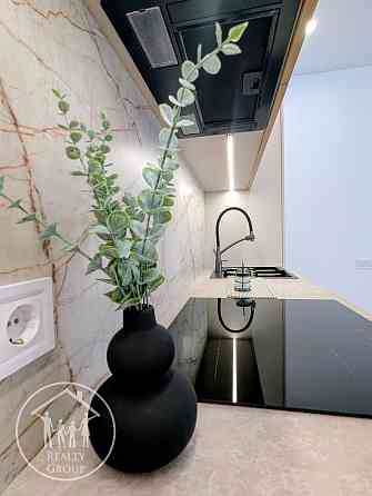 Продаж 1к Квартира 46 кв.м Незалежності України, 19А Briukhovychi (Peremyshlianskyi raion)