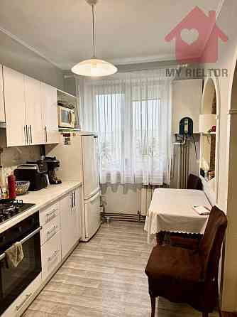 Продаж Квартира 3-кімнатна, 7/9 поверх на Міцкевича Ужгород