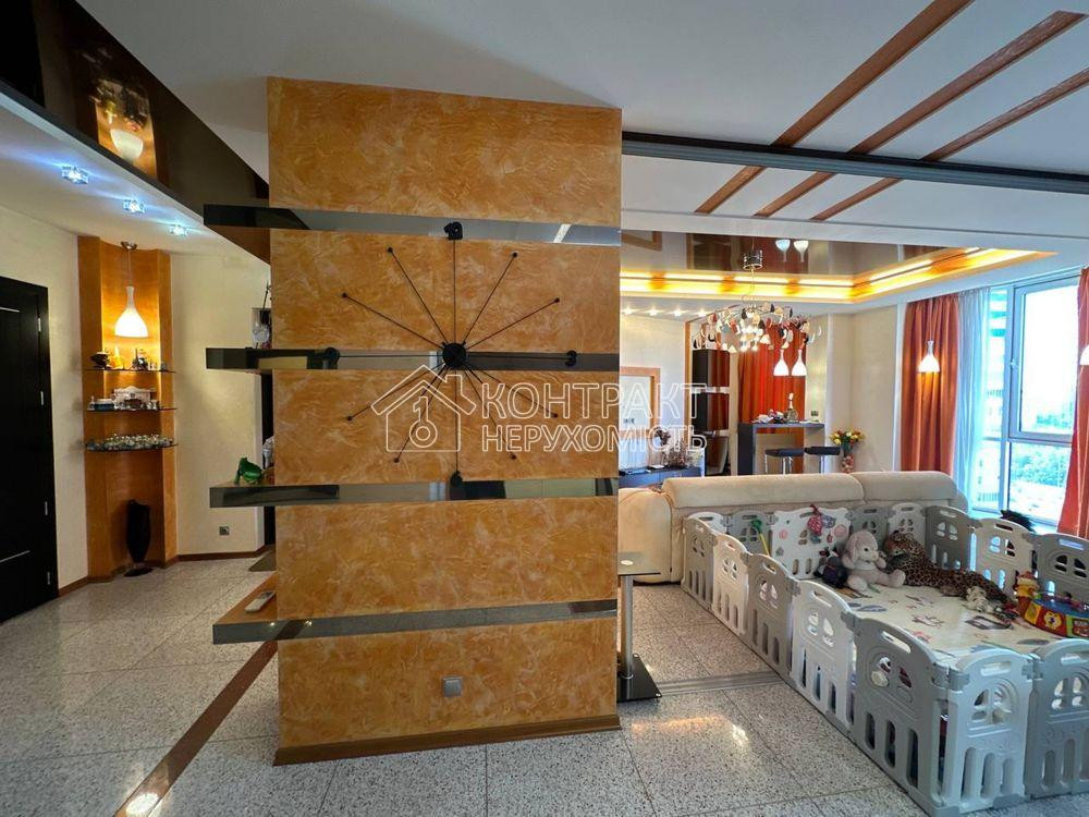 Продаж Квартира 4-кімнатна, 12/18 поверх на вул. Науки Харків - фото 3