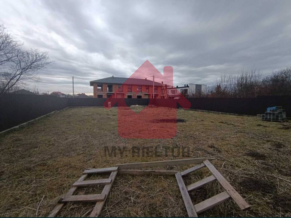 Продаж земельної ділянки 6.5 соток Ужгород - изображение 1