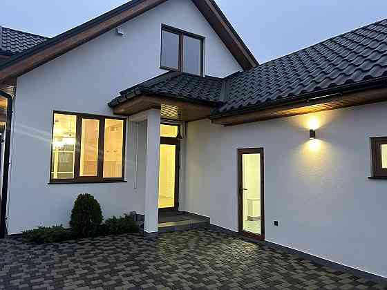 Продам новый 2-х этажный дом с ремонтом в Лесках Ліски (Комінтернівський район)