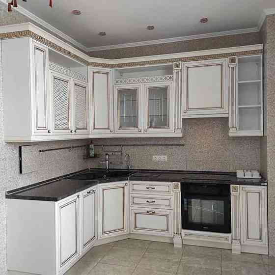 Оренда Квартира 3-кімнатна, 11/19 поверх на ул. Богдана Хмельницкого Київ