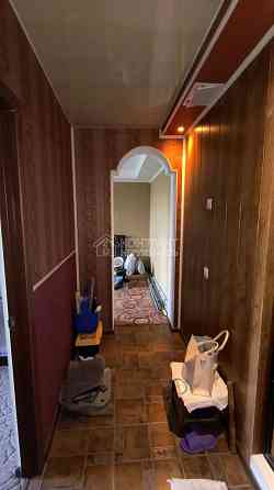 Продаж Квартира 2-кімнатна, 4/5 поверх на вул. Тракторобудівників Kharkiv