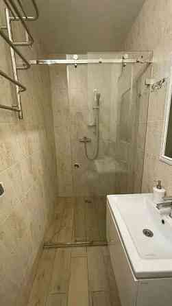 Оренда Квартира 3-кімнатна, 21/21 поверх на ул. Митрополита Василия Липковского Київ