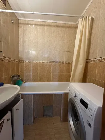 Оренда 3к Квартира 70 кв.м Алана Шепарда, 9 Дніпро