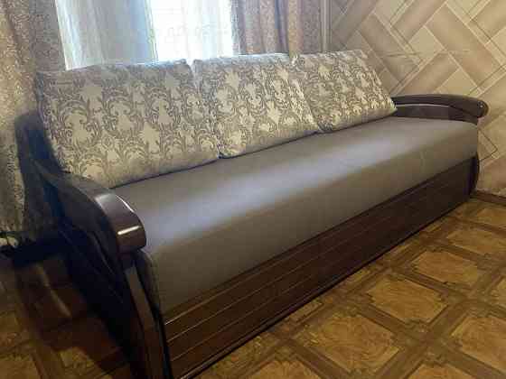 Продаж Квартира 3-кімнатна, 1/2 поверх на Родини Глаголєвих вул., д. 5 Kiev