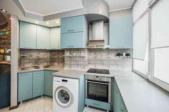 Продаж Квартира 3-кімнатна, 8/13 поверх на Юлії Здановської вул., д. 60А Киев