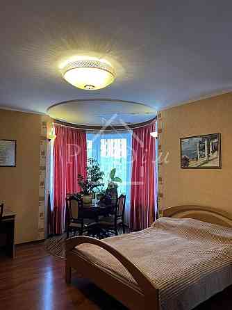 Продаж 2 к квартира Дніпровська Набережна 26 Kiev