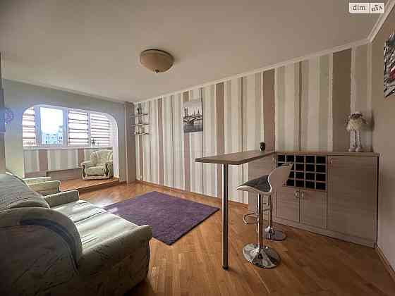 Оренда Квартира 3-кімнатна, 15/16 поверх на Петра Григоренка, 29 Київ