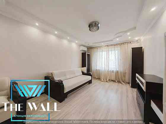 Оренда Квартира 1-кімнатна, 18/23 поверх на Драгоманова, 8а Kiev