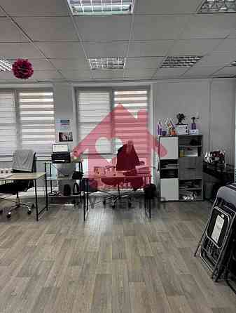 Оренда приміщення вільного призначення на Поштова пл. поверх - 1 Uzhhorod