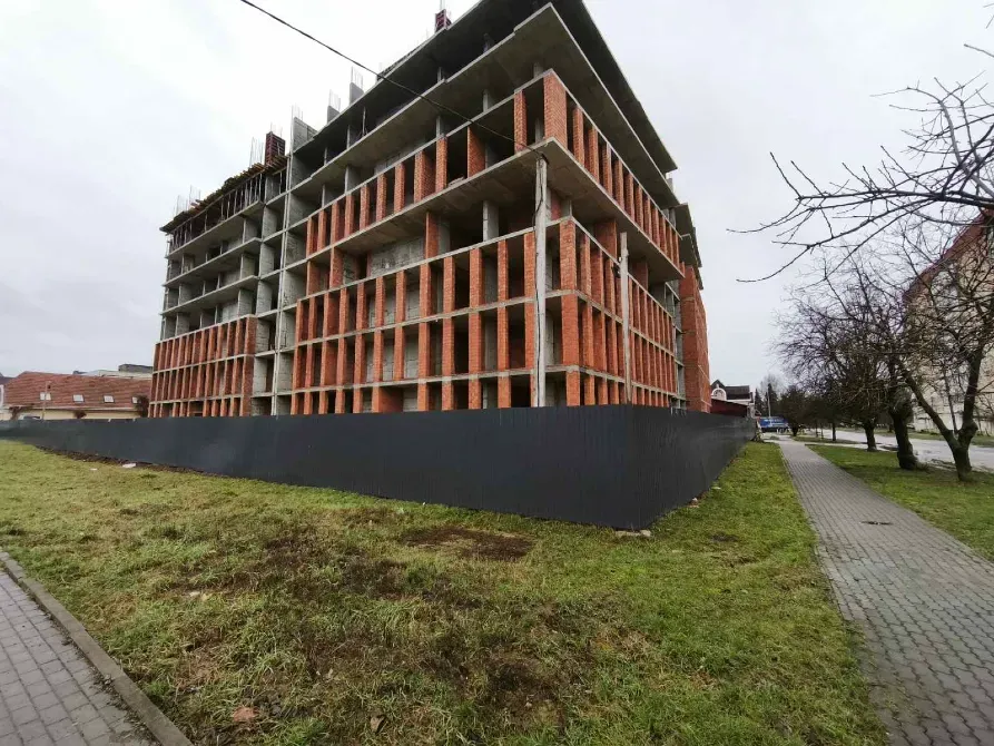 Продаж 2к Квартира 59 кв.м Капушанська 145Е Ужгород - фото 3