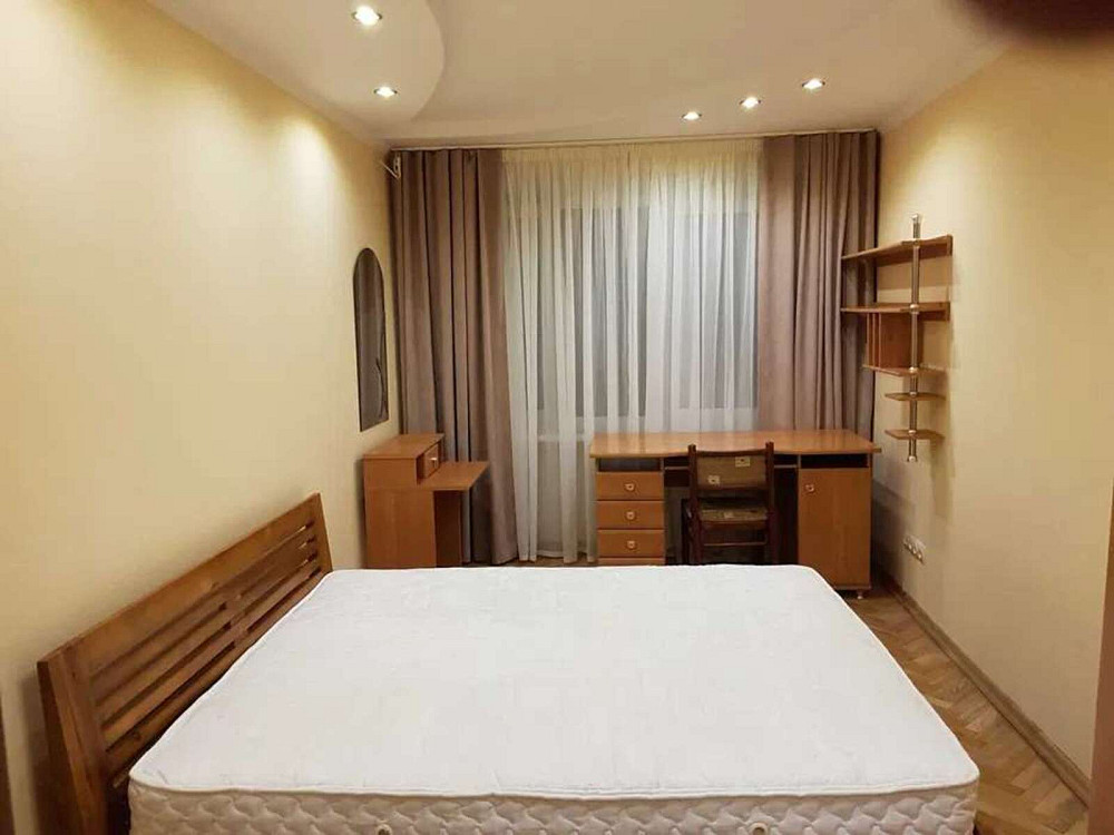 Оренда Квартира 2-кімнатна, 5/10 поверх на ул. Антоновича Киев - изображение 2