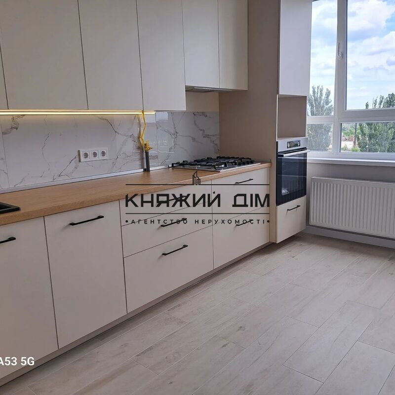 Продаж 1-кімнатної роздільної квартири в ЖК Life, Гостомель. № 21145236 Гостомель - фото 1