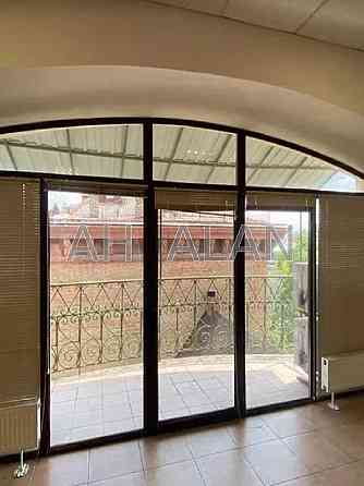 Оренда офісне приміщення на Софіївська вул., 18 приміщень - 10, поверх - 4/5 Київ