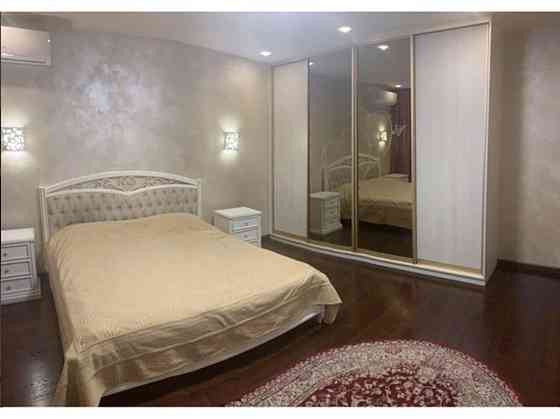 Оренда Квартира 3-кімнатна, 8/13 поверх на Златоустовская ул., 30 Киев